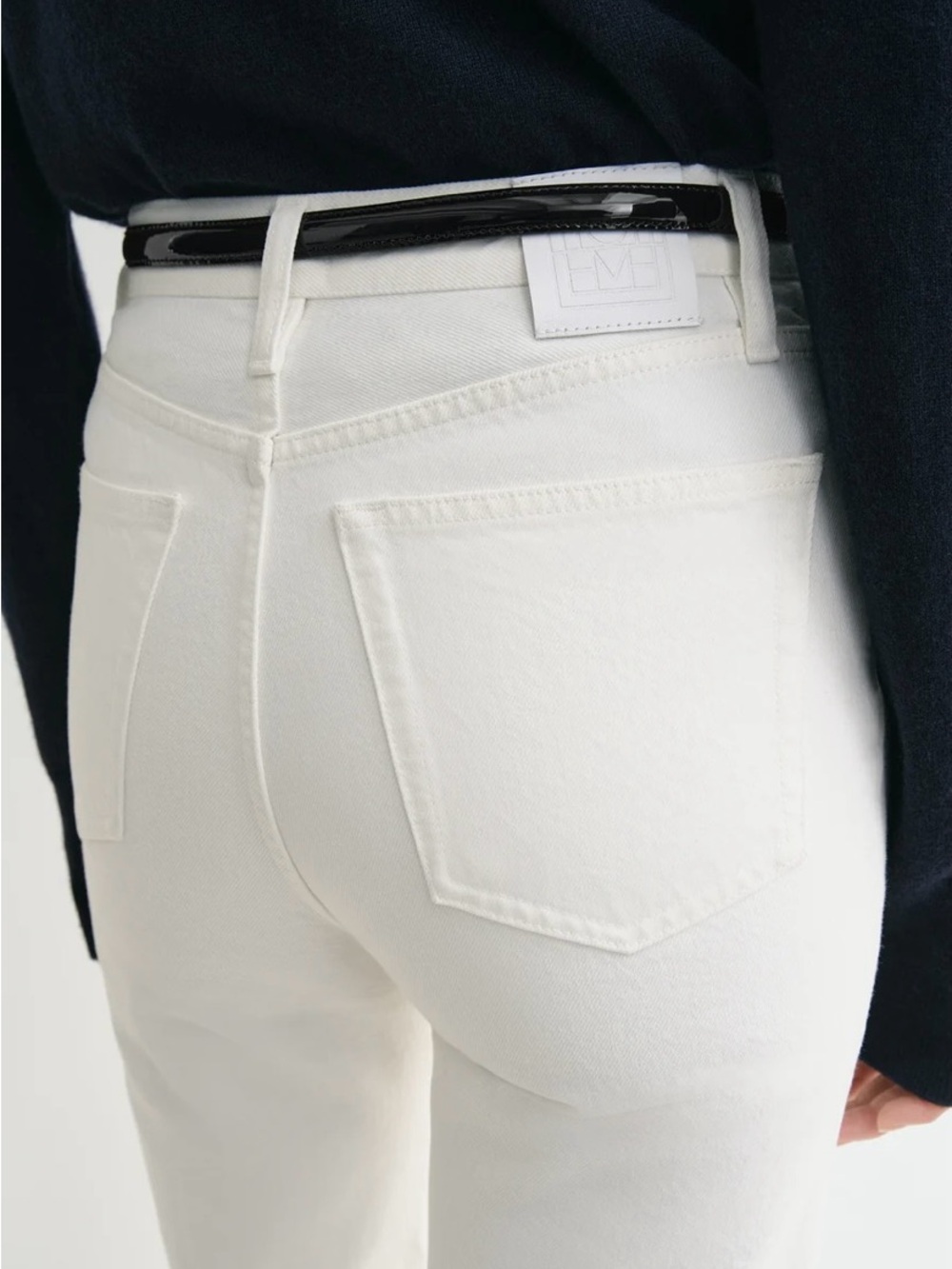 NWT Toteme Classic Cut Denim. Size 28 - Picture 4 of 16
